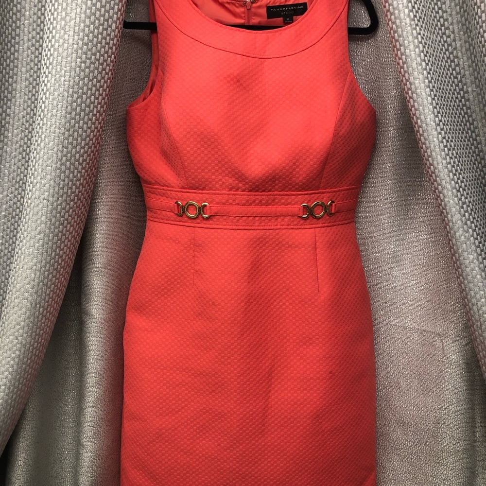 Size 10 Beautiful Salmon color dress